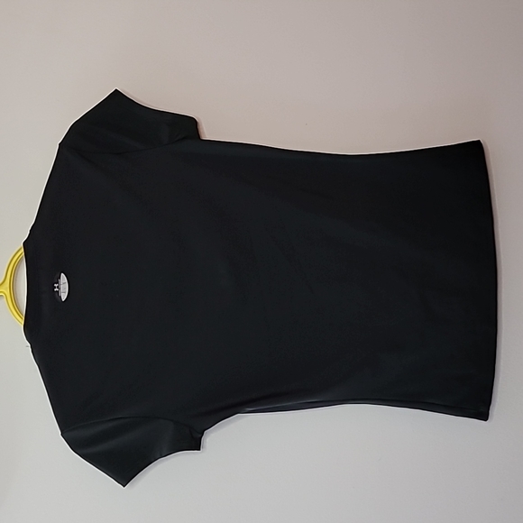 Under Armour Black T-shirt - Picture 4 of 4